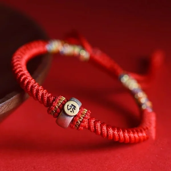 an amage of Mysterious Transfer red rope Bracelet