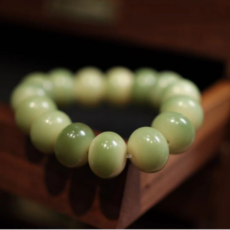 an image of Bodhi Bracelets green mango