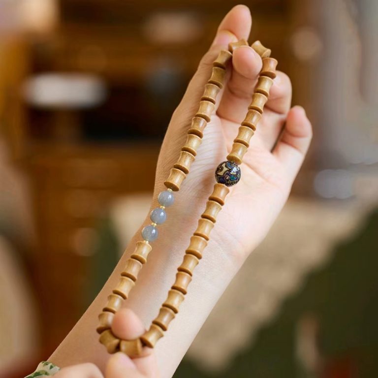 an amage of Sandalwood Bracelet